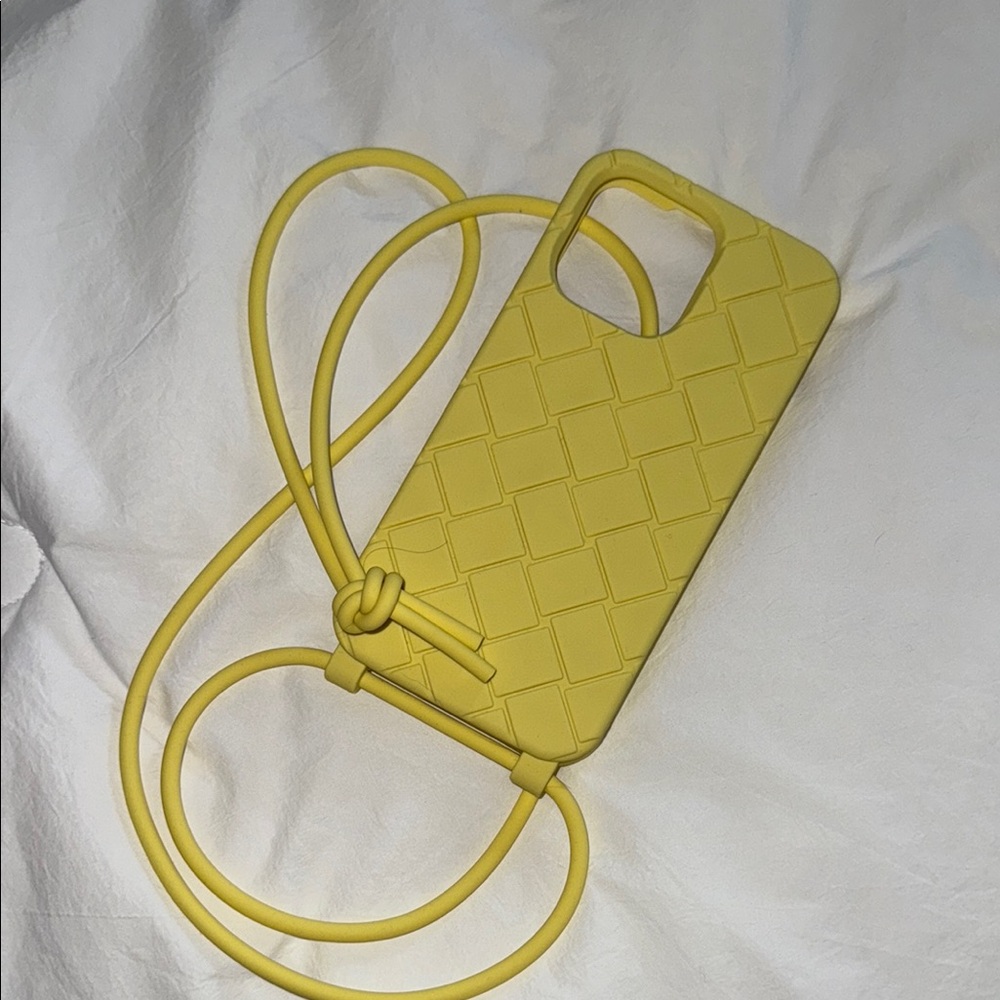 100% authentic Bottega Veneta Woven Phone Case with Strap iPhone 15/16 pro max